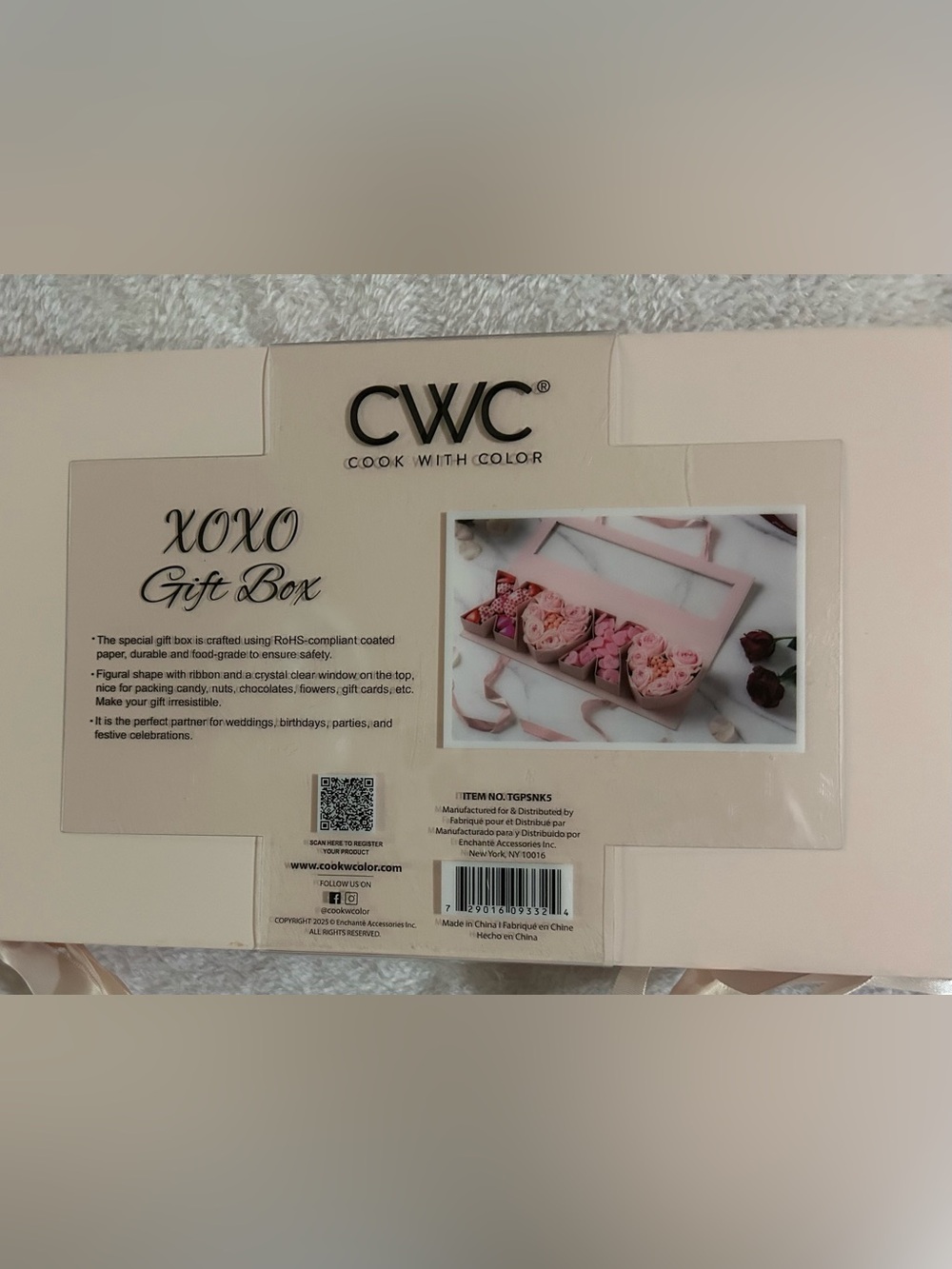 CWC “XOXO” Gift Box with Balloons - Picture 3 of 7